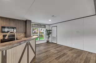 9529 Cypress Dr, Willis, TX 77318 - Photo 10