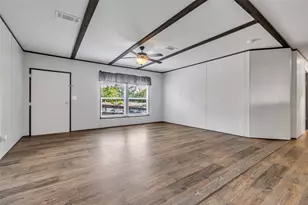 9529 Cypress Dr, Willis, TX 77318 - Photo 4