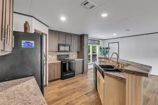 9529 Cypress Dr, Willis, TX 77318 - Photo 12