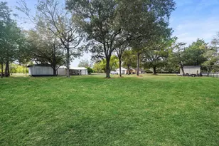 2022 Skrivanek Rd, Sealy, TX 77474 - Photo 32