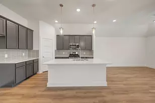 1911 Sleeping Hls Dr, Rosenberg, TX 77471 - Photo 4