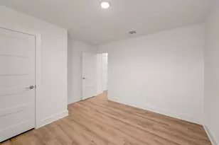1911 Sleeping Hls Dr, Rosenberg, TX 77471 - Photo 18