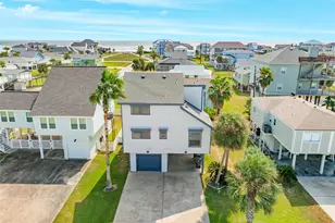 13819 San Domingo Dr, Galveston, TX 77554 - Photo 2