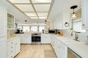 13819 San Domingo Dr, Galveston, TX 77554 - Photo 20