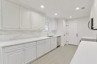 3230 Golden Leaf Dr, Houston, TX 77339 - Photo 12