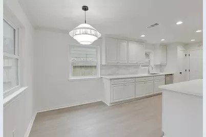 3230 Golden Leaf Drive, Houston, TX 77339 - Photo 10