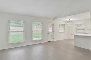 3230 Golden Leaf Dr, Houston, TX 77339 - Photo 6