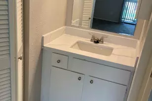 3608 Ocee St, Houston, TX 77063 - Photo 16