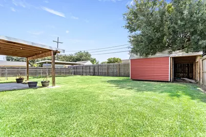 2707 Memphis Avenue, Nederland, TX 77627 - Photo 32