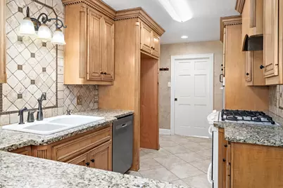 2707 Memphis Avenue, Nederland, TX 77627 - Photo 12