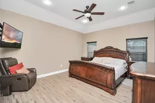 3102 Ash Dr, Dickinson, TX 77539 - Photo 12