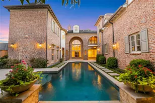 5626 Terwilliger Way, Houston, TX 77056 - Photo 2