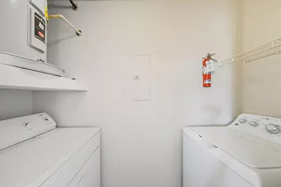 3505 Sage Road #202, Houston, TX 77056 - Photo 24