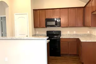 12402 Ridgecrest Dr, Willis, TX 77318 - Photo 2