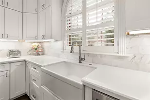 6 Steepbank Dr, The Woodlands, TX 77381 - Photo 10