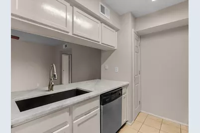18519 Egret Bay Boulevard #1802, Webster, TX 77058 - Photo 22