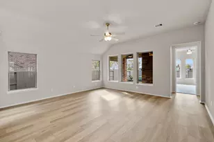 5218 Maple Wood Dr, Manvel, TX 77578 - Photo 10