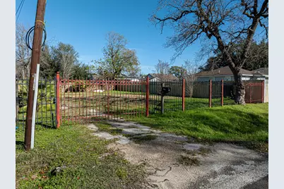 206 Oddo Street, Houston, TX 77022 - Photo 4