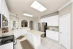 1507 N Marsala Dr, Pearland, TX 77581 - Photo 10