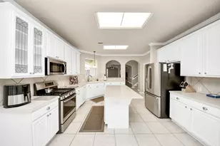1507 N Marsala Dr, Pearland, TX 77581 - Photo 8