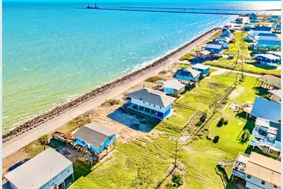 802 Beach Drive, Surfside Beach, TX 77541 - Photo 4