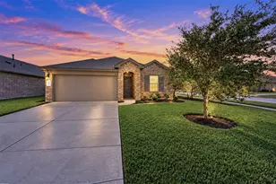 702 Green Clover Ln, Rosharon, TX 77583 - Photo 4