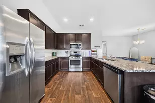 702 Green Clover Ln, Rosharon, TX 77583 - Photo 40