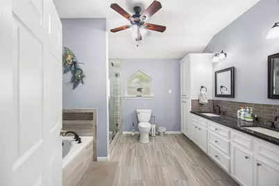 507 Stephen F Austin Drive, Conroe, TX 77302 - Photo 32