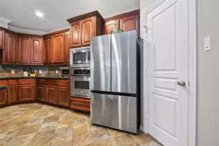 5425 Kiam St, Houston, TX 77007 - Photo 4