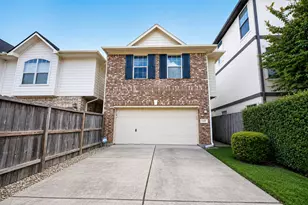 5425 Kiam St, Houston, TX 77007 - Photo 1