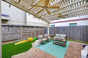 5425 Kiam St, Houston, TX 77007 - Photo 18