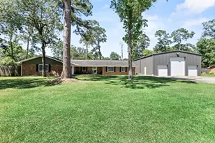 13380 Wayside Dr, Beaumont, TX 77713 - Photo 2