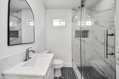 7626 Glen Manor Drive, Houston, TX 77028 - Photo 14