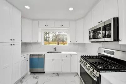 7626 Glen Manor Drive, Houston, TX 77028 - Photo 8