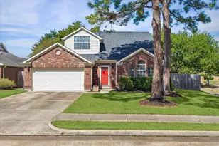 1043 Danforth Dr, Houston, TX 77062 - Photo 4
