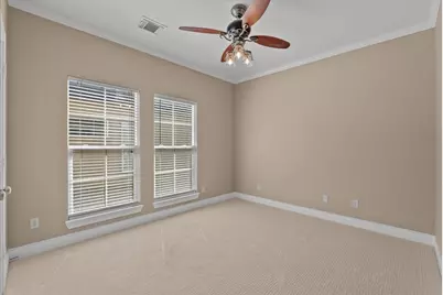 5624 Dolores St, Houston, TX 77057 - Photo 30
