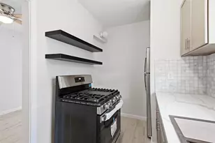 1008 Studewood St, Houston, TX 77008 - Photo 2