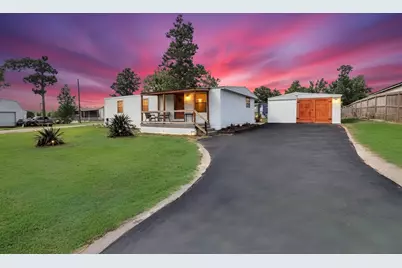 132 Hackberry Cove Lane, Onalaska, TX 77360 - Photo 1