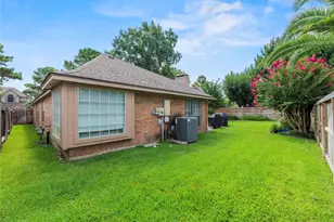 7511 Almond Springs Dr, Houston, TX 77095 - Photo 34