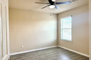 10126 Larch Creek Ct, Houston, TX 77044 - Photo 20