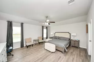 8126 Carillon Way, Rosharon, TX 77583 - Photo 32