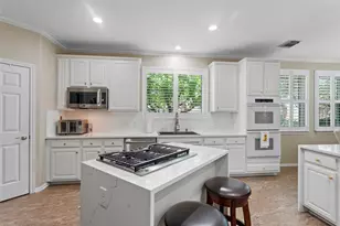 1302 Birch St, Pearland, TX 77581 - Photo 12