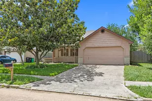 12322 White River Dr, Tomball, TX 77375 - Photo 2