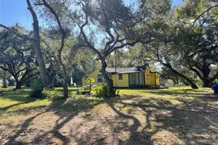 341 Cr 355, Elmaton, TX 77440 - Photo 6