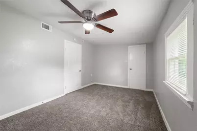 9210 Compton Street, Houston, TX 77016 - Photo 20