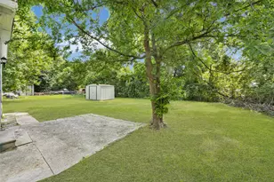 9210 Compton St, Houston, TX 77016 - Photo 46