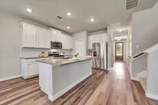 13420 Shellbark Wy, La Marque, TX 77568 - Photo 4