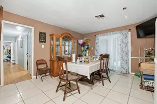 17014 Woodburn Dr, Houston, TX 77049 - Photo 14