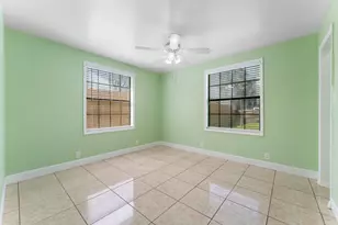 1923 Tabor St, Houston, TX 77009 - Photo 16