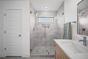 13122 Lake Conroe Bay Rd, Willis, TX 77318 - Photo 20